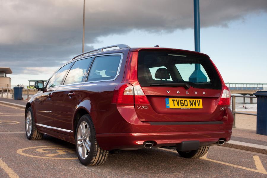 Volvo V70 2010 года  (фото 10 из 62)